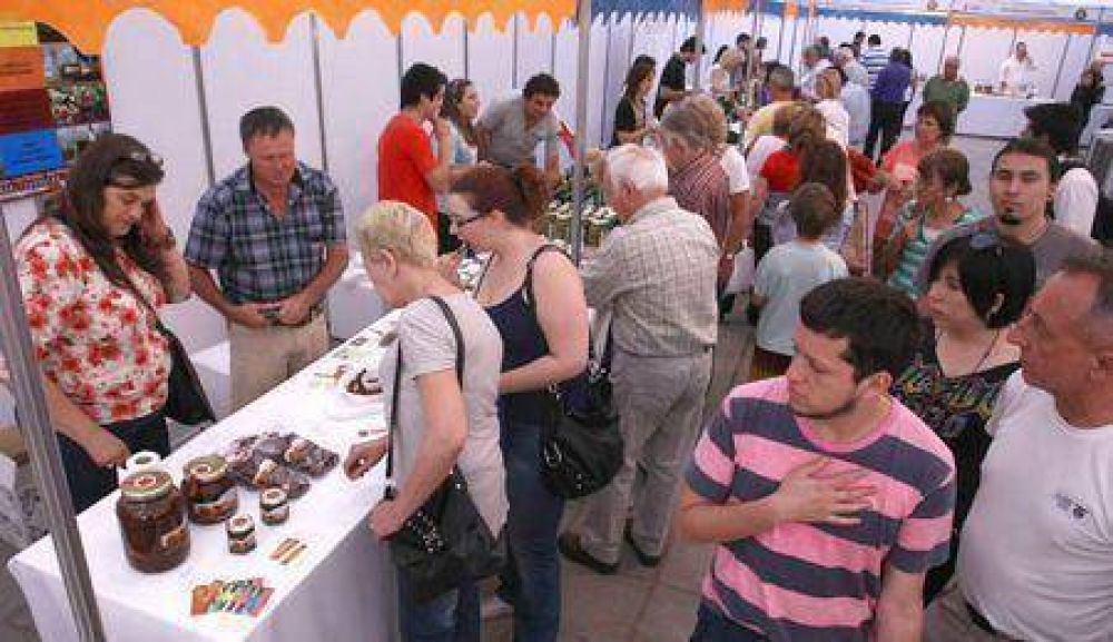 El Gran Mercado de Mendoza convoc� a m�s de mil personas en su primer d�a