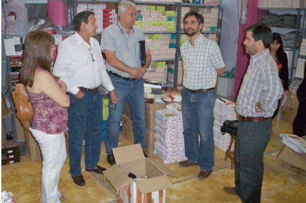 Agostini recorri� empresas que han incorporado trabajadores