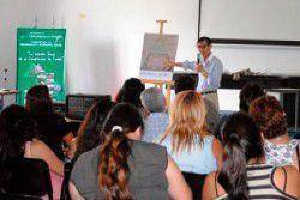 Desarrollo Social capacita sobre la conformaci�n de organizaciones comunitarias