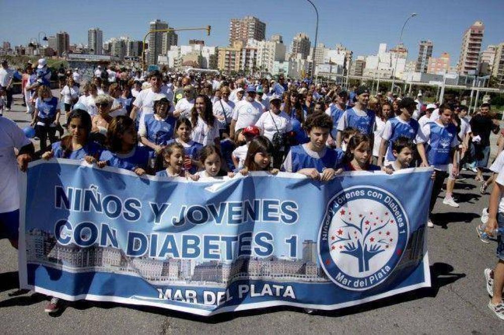 M�s de mil personas participaron de la jornada �Camino por la Diabetes�