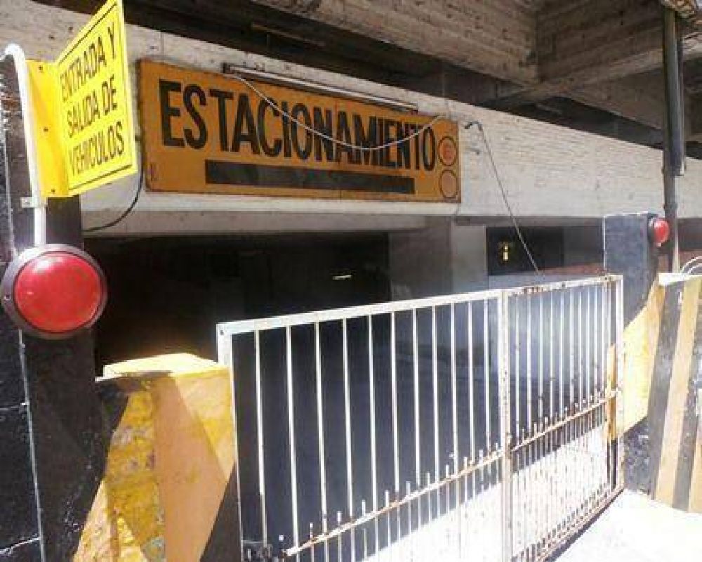 �La cochera Royal atenta contra la seguridad de los vecinos�