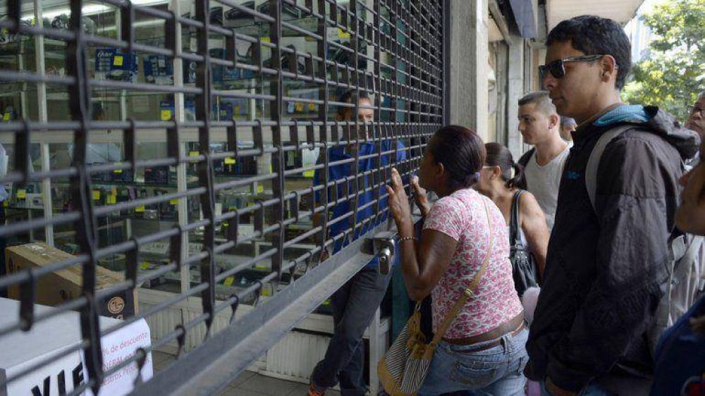 El chavismo pondr� una fecha l�mite para que los comercios bajen los precios