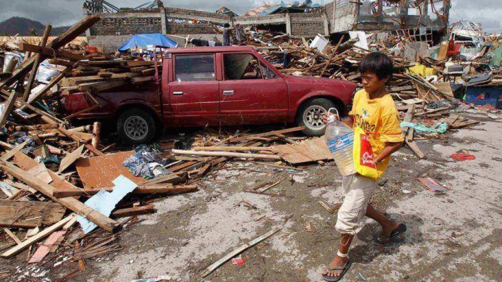 Filipinas: tres millones de niños fueron afectados por el tifón