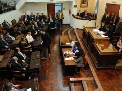 Cumbre en el Concejo para discutir sobre el servicio y futura restatizaci�n del gas