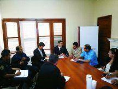 El secretario de Seguridad Vial, presidi� la reuni�n para la elaboraci�n del �Plan Vacaciones Controladas, Verano 2014� 