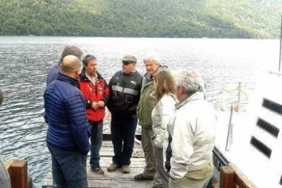 Especialistas en salud y turismo de provincia recorrieron el Parque Nacional Los Alerces