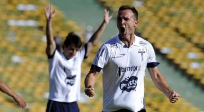 Talleres le gan� a Independiente Rivadavia con el plan de jugar para los distintos