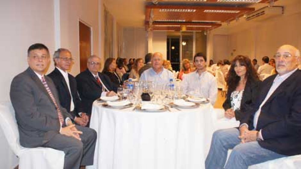 Se festej� el D�a del Comerciante y el primer a�o del Centro a Cielo Abierto 