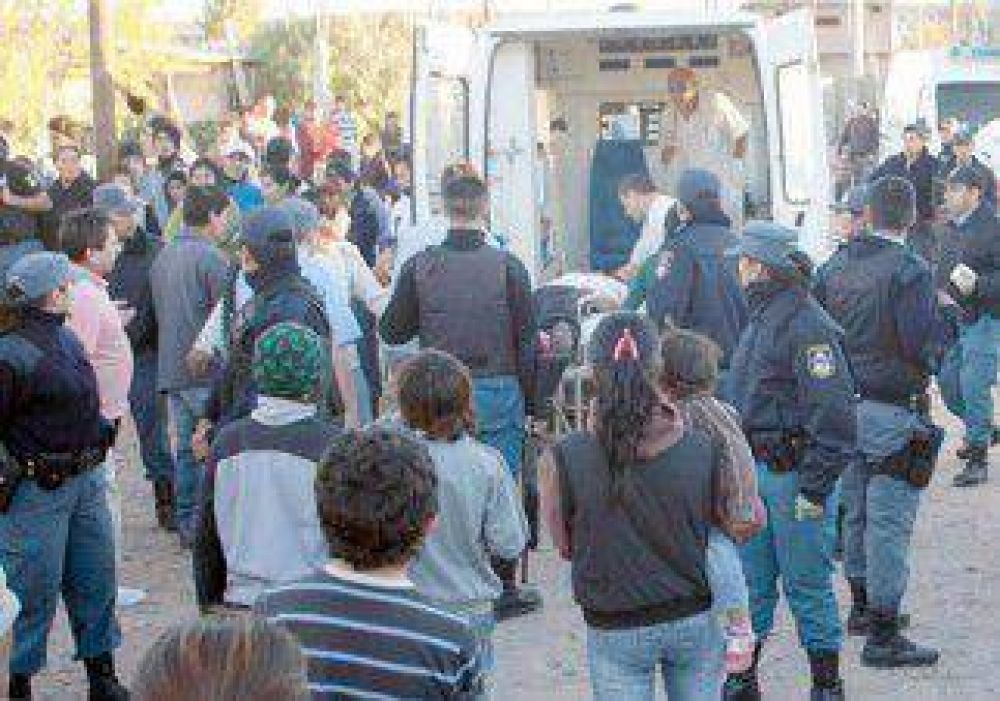"En Centenario, el vecino siempre es reh�n de las bandas delictivas" 