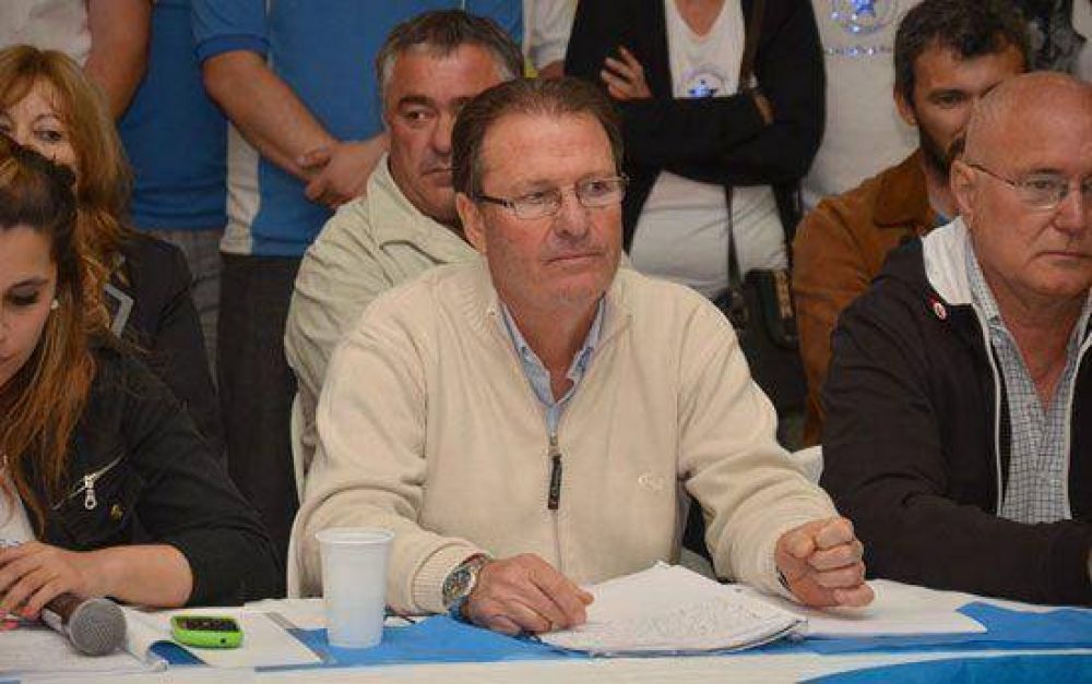 �Jam�s dije ni insinu� que son chorros�