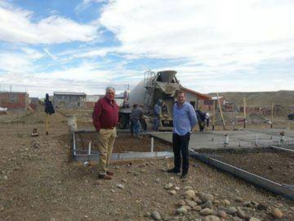Bodlovic recorri� obra de viviendas
