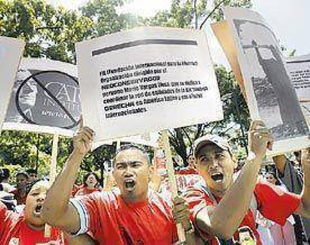 Marchas a favor y en contra de Ch�vez por su cr�tica a la prensa