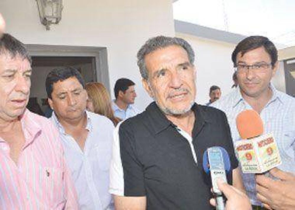 Beder Herrera anunci� un nuevo hospital para Villa Castelli