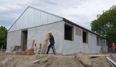 Recorrieron las obras de ampliaci�n del Hogar Felipe Llaver en San Mart�n