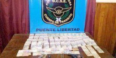 Detenido con un arma en Control Caminero