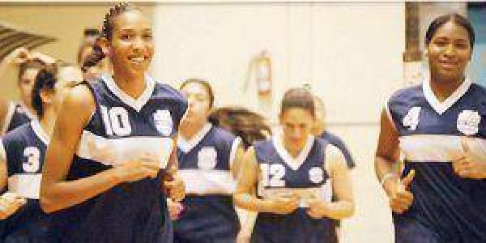 Voley: Quinta victoria consecutiva de San Mart�n
