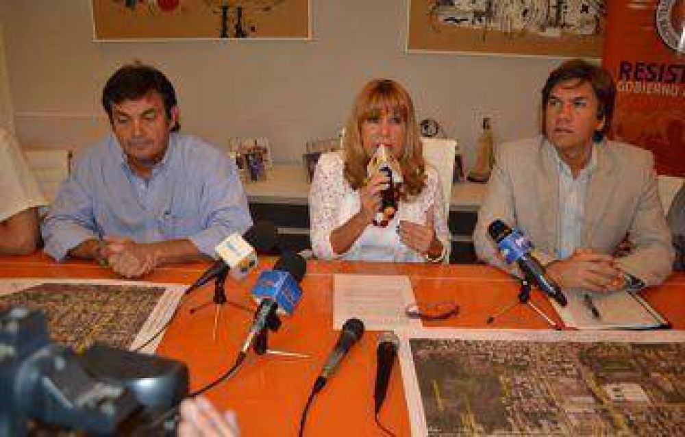 Ayala anunci� desag�es para tres barriadas