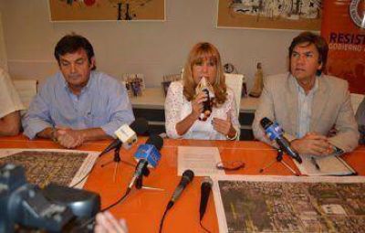 Ayala anunci� desag�es para tres barriadas