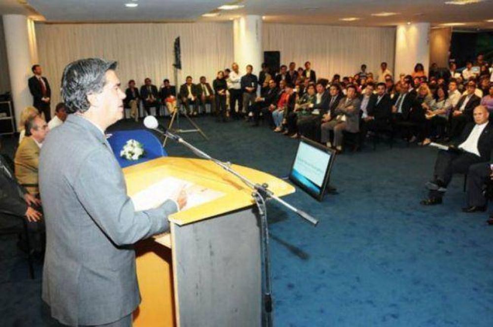 Capitanich present� el "acuerdo de precios" por 180 d�as