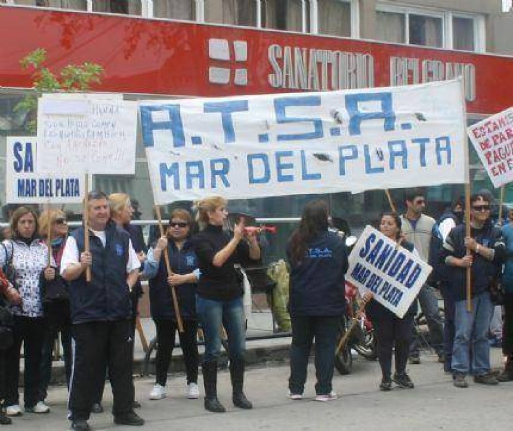 Se levant� la medida de fuerza en el Sanatorio Belgrano, pero temen cobrar nuevamente fuera de tiempo en diciembre