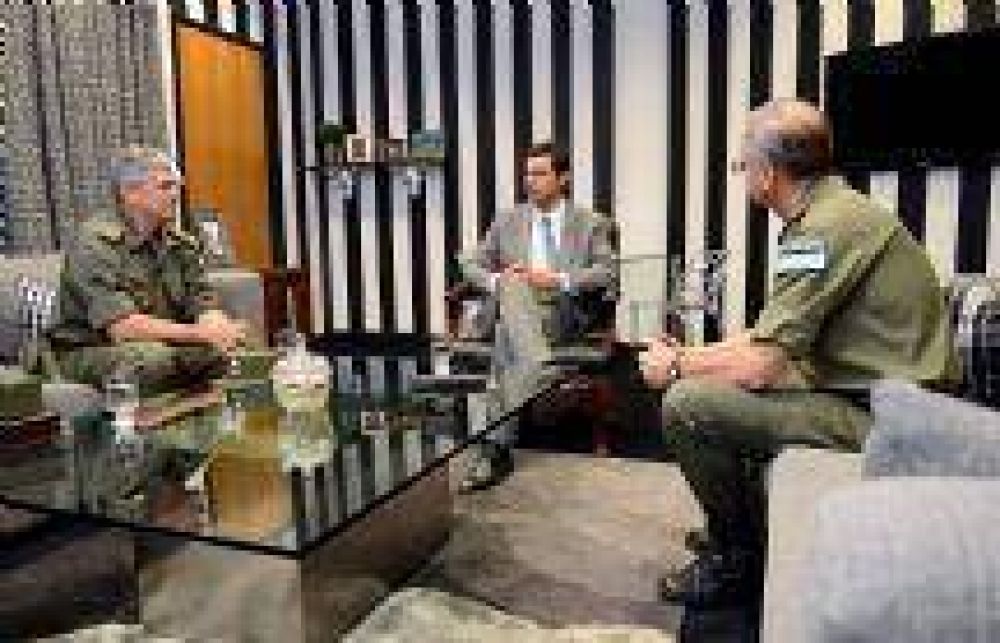 El Gobierno de Salta ampliar� el hangar de Gendarmer�a Nacional en el Aeropuerto de Or�n en la lucha contra el narcotr�fico