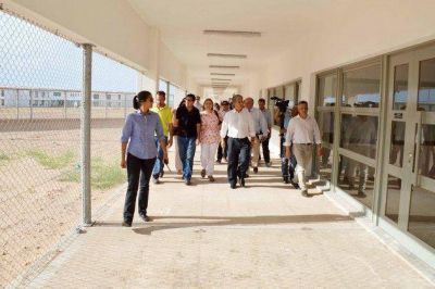 Poggi recorri� las obras del nuevo Complejo Penitenciario