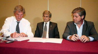 Referentes tur�sticos de Chubut reclaman inversiones a Aeropuertos Argentina 2000