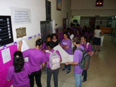 Comenz� la Semana de las No Violencias con actividad en el Hospital