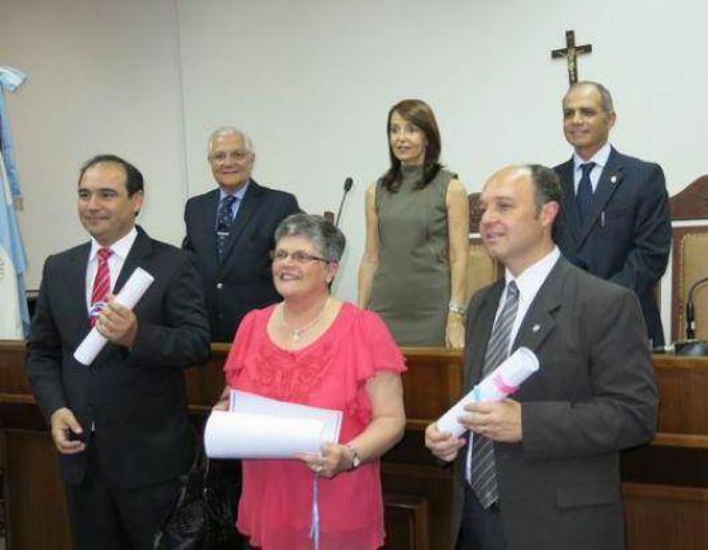 Los diputados electos recibieron sus diplomas