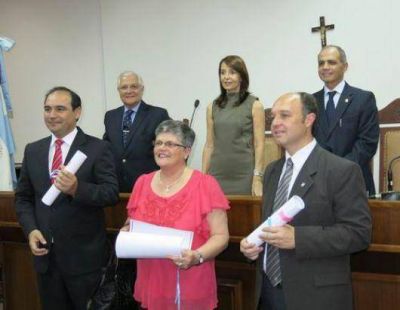 Los diputados electos recibieron sus diplomas
