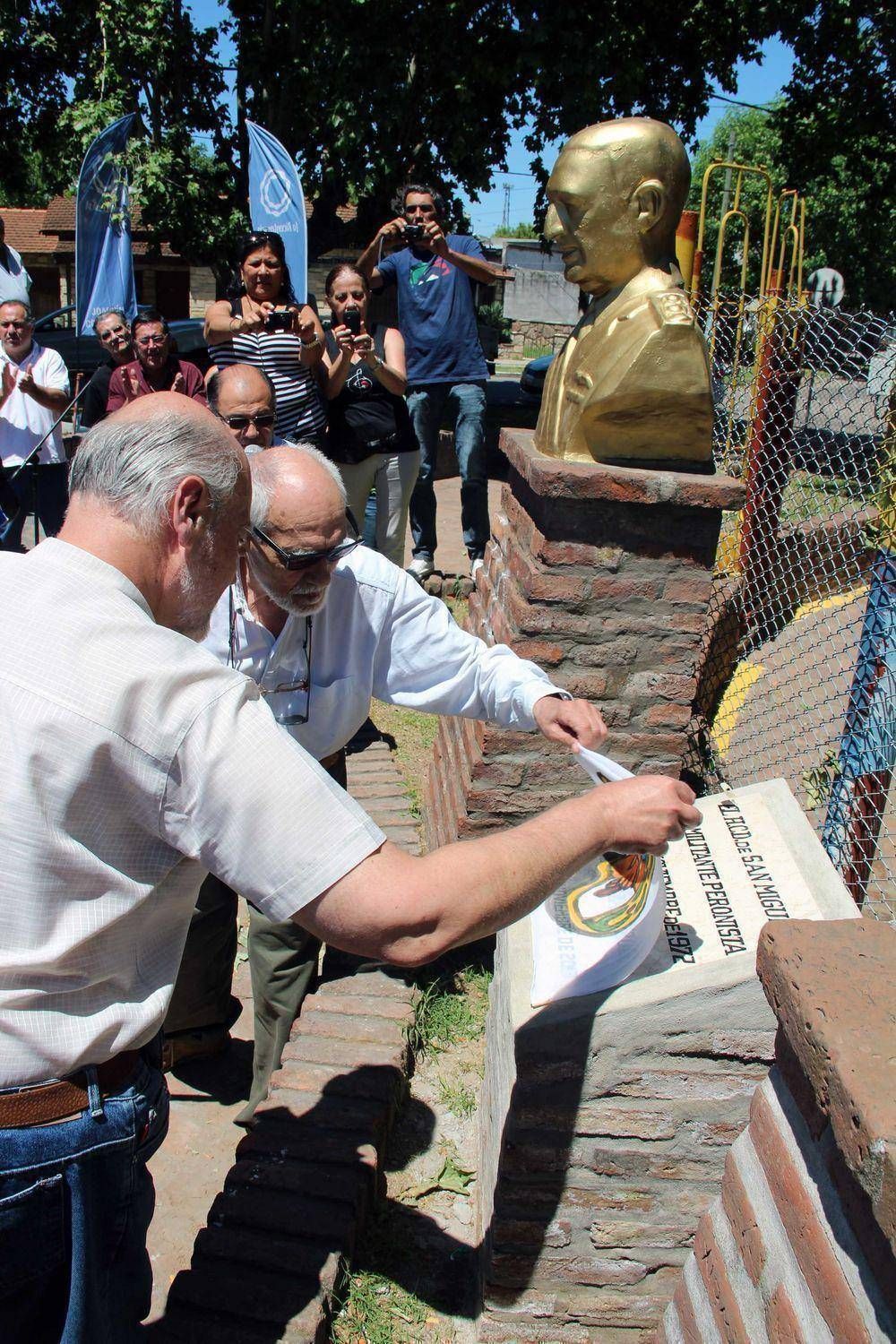 Se realiz� un acto por el D�a del Militante en San Miguel