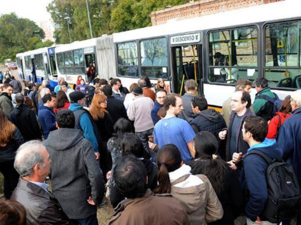 "Seguro es el mejor del pa�s", dijo Clara Garc�a sobre el transporte local