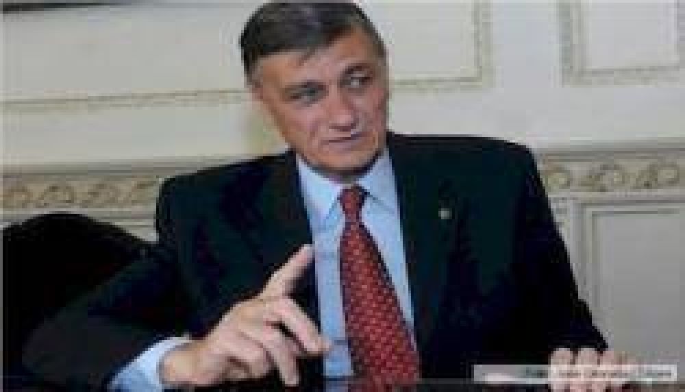 "Reconforta encontrar a la Presidenta nuevamente en funciones"