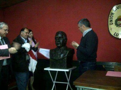 El Concejo aprob� la creaci�n de la Plazoleta �Ra�l Alfons�n�