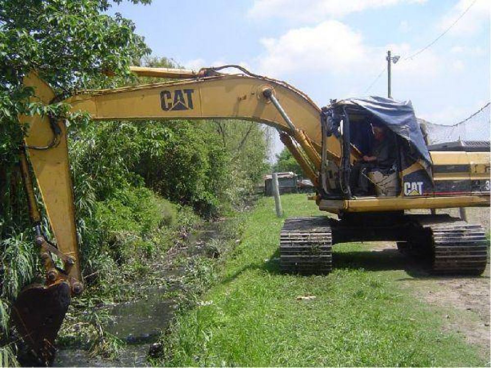 Limpieza y mantenimientos de arroyos desag�es pluviales
