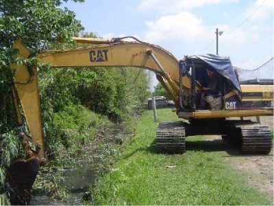 Limpieza y mantenimientos de arroyos desag�es pluviales