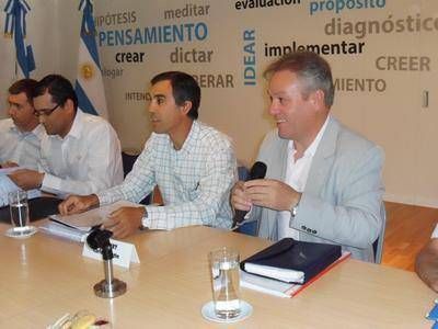 Borthiry duro con Violo: "La recaudaci�n del aut�dromo se va en una bolsa de consorcio"