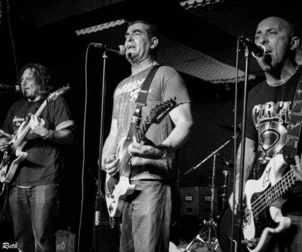 MAL DE PARKINSON FESTEJA 20 A�OS EN CASA ROCK