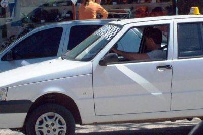 Extender�n l�mite de edad para manejar taxis y remises