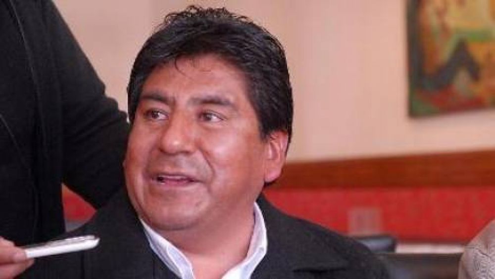 Piden que se suspenda el env�o de regal�as al intendente Fabi�n