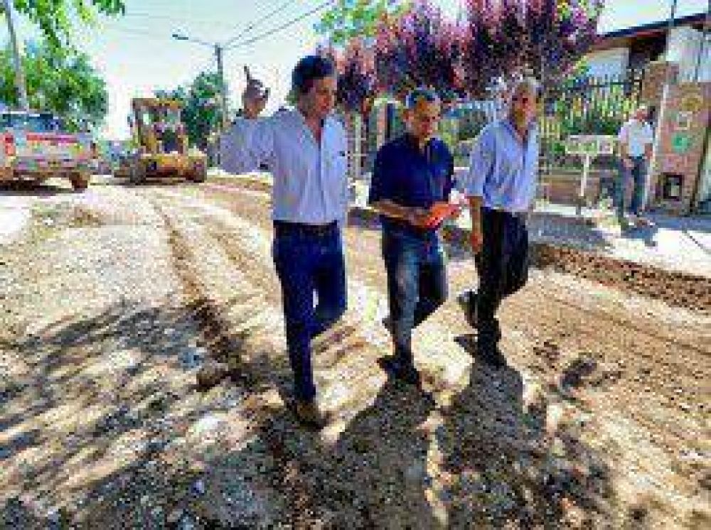 Municipio cambia acueducto en obras de pavimento