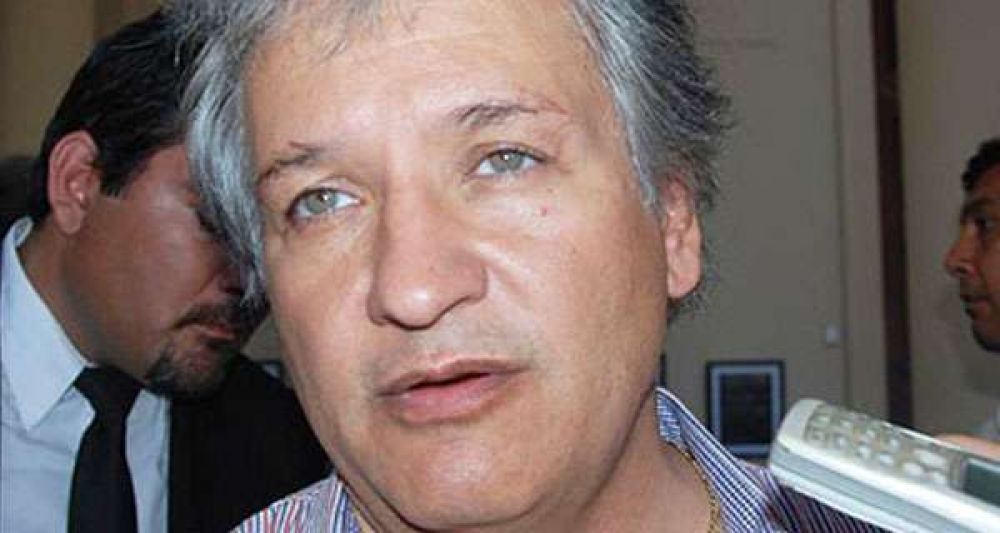Bosetti le pidi� a Minuzzi hacer reclamos "donde corresponda" y no mediaticamente
