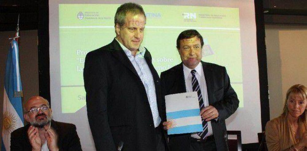 Se debati� en Bariloche la prevenci�n de adicciones en escuelas