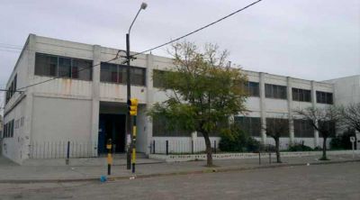 Detienen a un panadero por mostrarle los genitales a varios menores