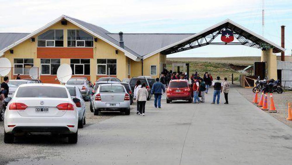Un paro nacional de la Aduana Chilena vuelve a afectar a la provincia y al pa�s