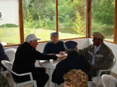 Se realiz� una jornada recreativa para adultos mayores