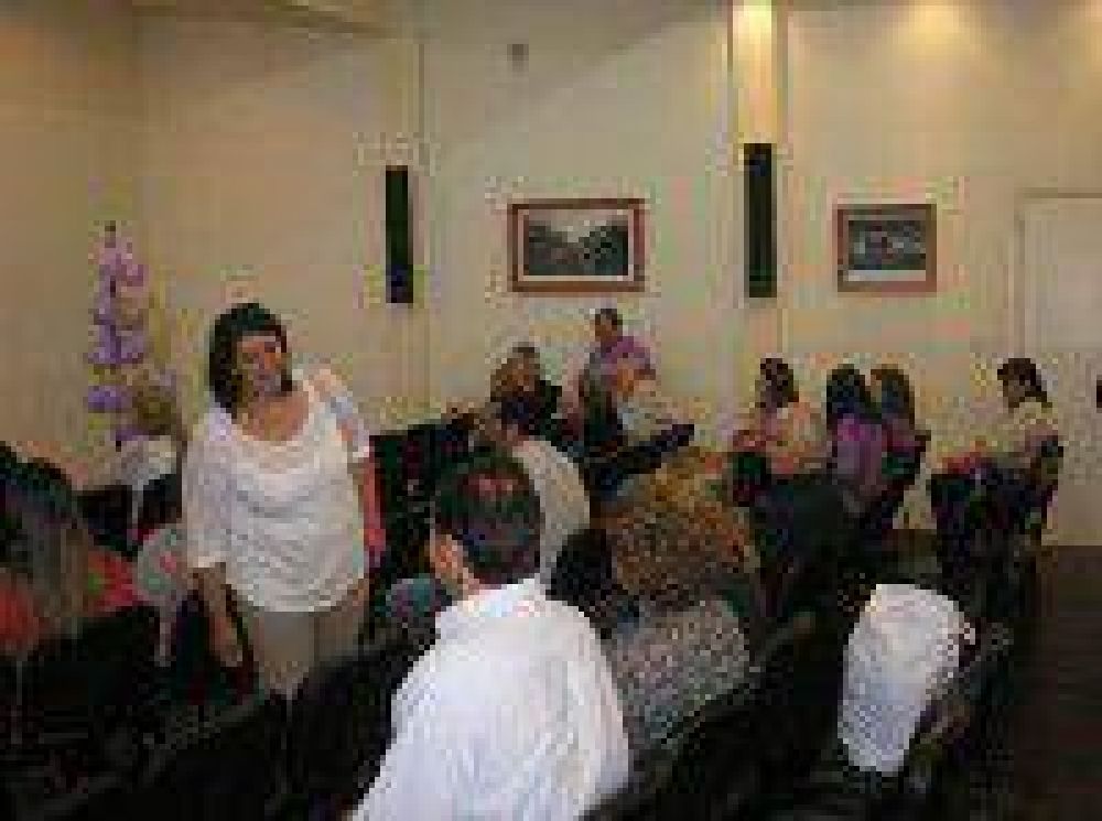 Mabel Blanco: �El servicio de salud llega tarde, tiene que facilitar la informaci�n a los j�venes�
