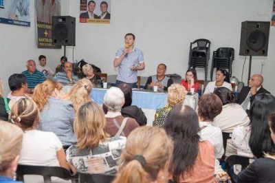 Mart�n Jofr�: �Cualquier dirigente que llega a un cargo pol�tico se lo debe a sus leales militantes�