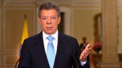 Juan Manuel Santos finalmente confirm� que ir� por la reelecci�n en Colombia
