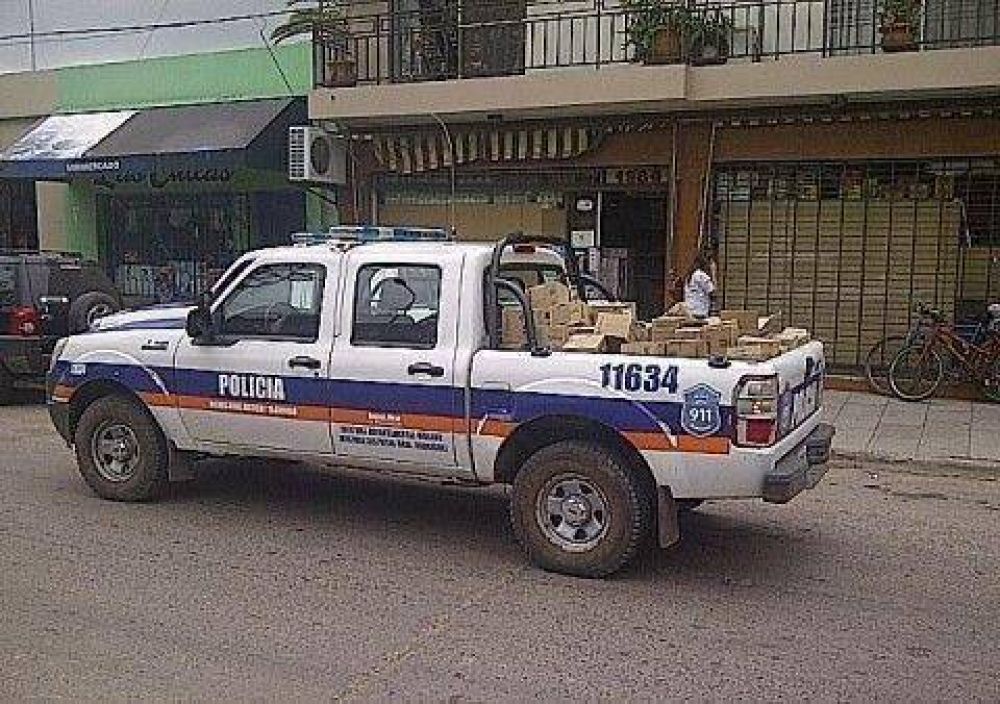 M�s allanamientos: incautan mercader�a en un super chino de la calle San Mart�n